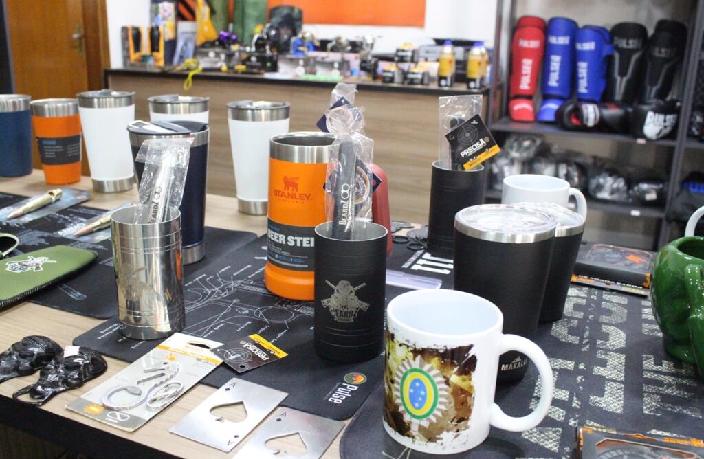 Mais que armas e acessórios loja Precisão oferece uma ampla variedade de artigos para presentes em Amambai Mais que armas e acessórios loja Precisão oferece uma ampla variedade de artigos para presentes em Amambai