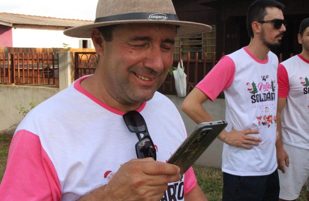 Sucesso total 14º Natal Solidário Amigos da Janete Córdoba distribuiu mais de 1.500 brinquedos em Amambai Sucesso total 14º Natal Solidário Amigos da Janete Córdoba distribuiu mais de 1.500 brinquedos em Amambai