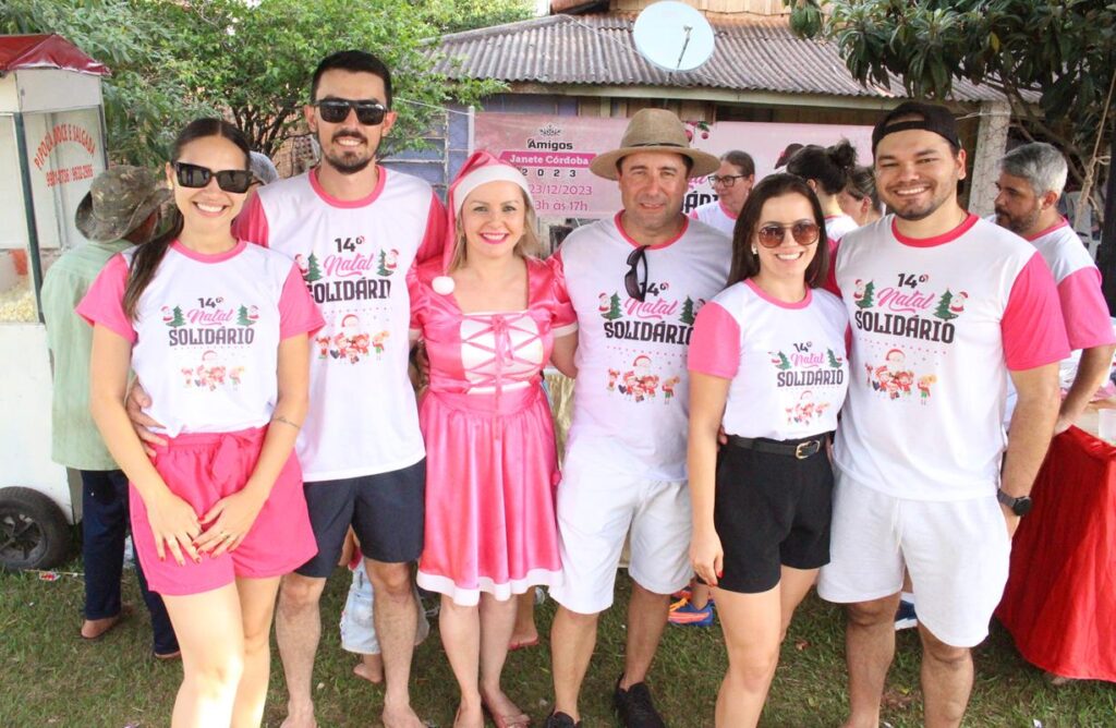 Sucesso total 14º Natal Solidário Amigos da Janete Córdoba distribuiu mais de 1.500 brinquedos em Amambai Sucesso total 14º Natal Solidário Amigos da Janete Córdoba distribuiu mais de 1.500 brinquedos em Amambai