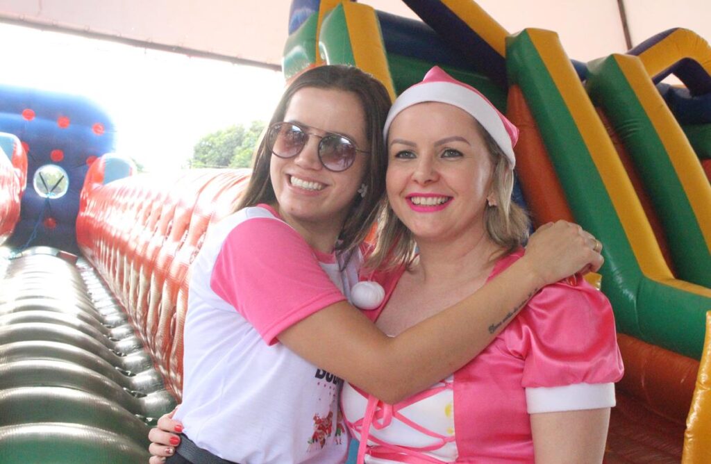 Sucesso total 14º Natal Solidário Amigos da Janete Córdoba distribuiu mais de 1.500 brinquedos em Amambai Sucesso total 14º Natal Solidário Amigos da Janete Córdoba distribuiu mais de 1.500 brinquedos em Amambai