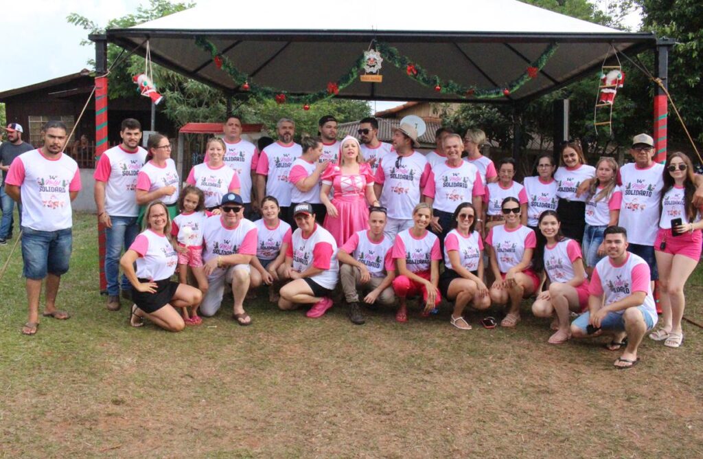 Sucesso total 14º Natal Solidário Amigos da Janete Córdoba distribuiu mais de 1.500 brinquedos em Amambai Sucesso total 14º Natal Solidário Amigos da Janete Córdoba distribuiu mais de 1.500 brinquedos em Amambai