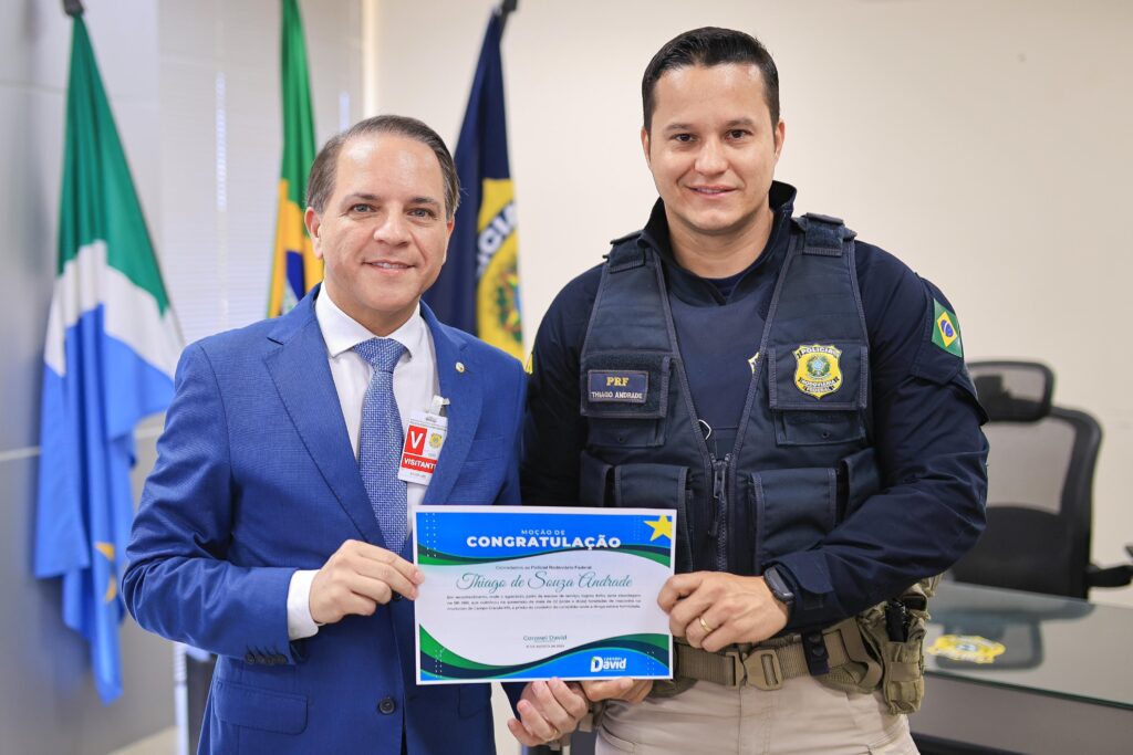 Coronel David homenageia PRF pela maior apreensão de maconha do ano em MS Coronel David homenageia PRF pela maior apreensão de maconha do ano em MS