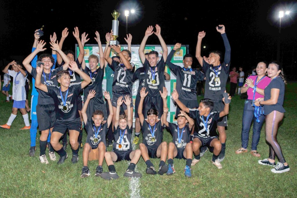Prefeitura de Naviraí, por meio da GEREL, concluiu a 3ª Copa Carneirinho de Futebol Suíço