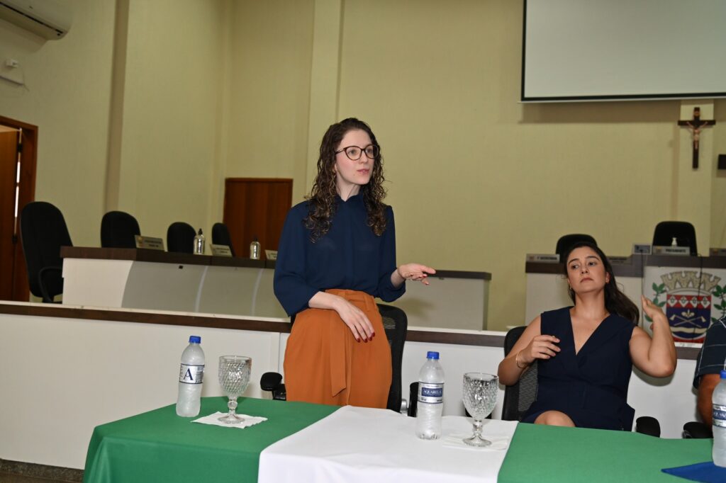 Prefeitura de Itaquiraí empossa novos conselheiros tutelares e diploma suplentes Prefeitura de Itaquiraí empossa novos conselheiros tutelares e diploma suplentes