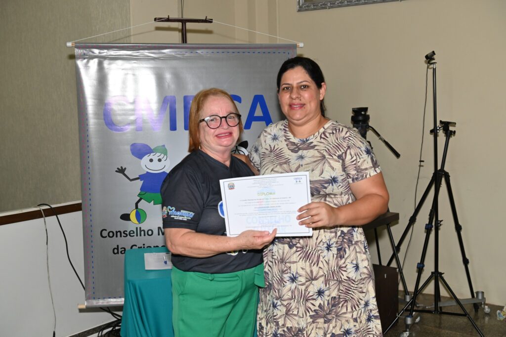 Prefeitura de Itaquiraí empossa novos conselheiros tutelares e diploma suplentes Prefeitura de Itaquiraí empossa novos conselheiros tutelares e diploma suplentes