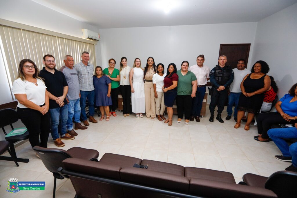 Prefeitura de Sete Quedas realiza solenidade de posse dos novos membros do Conselho Tutelar Prefeitura de Sete Quedas realiza solenidade de posse dos novos membros do Conselho Tutelar