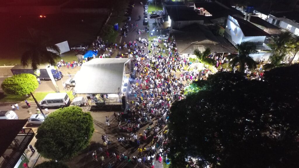Recorde de público marca a festa da virada em Paranhos Recorde de público marca a festa da virada em Paranhos