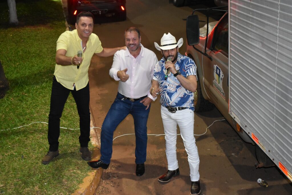 Recorde de público marca a festa da virada em Paranhos Recorde de público marca a festa da virada em Paranhos