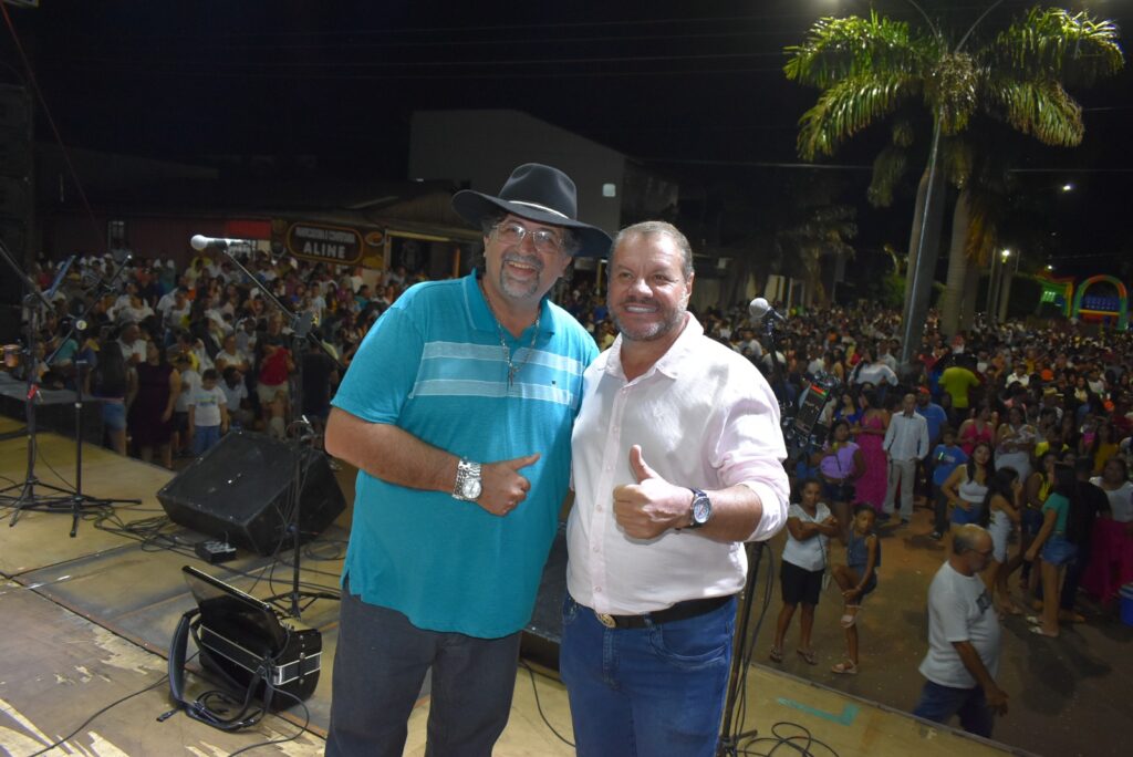Recorde de público marca a festa da virada em Paranhos Recorde de público marca a festa da virada em Paranhos