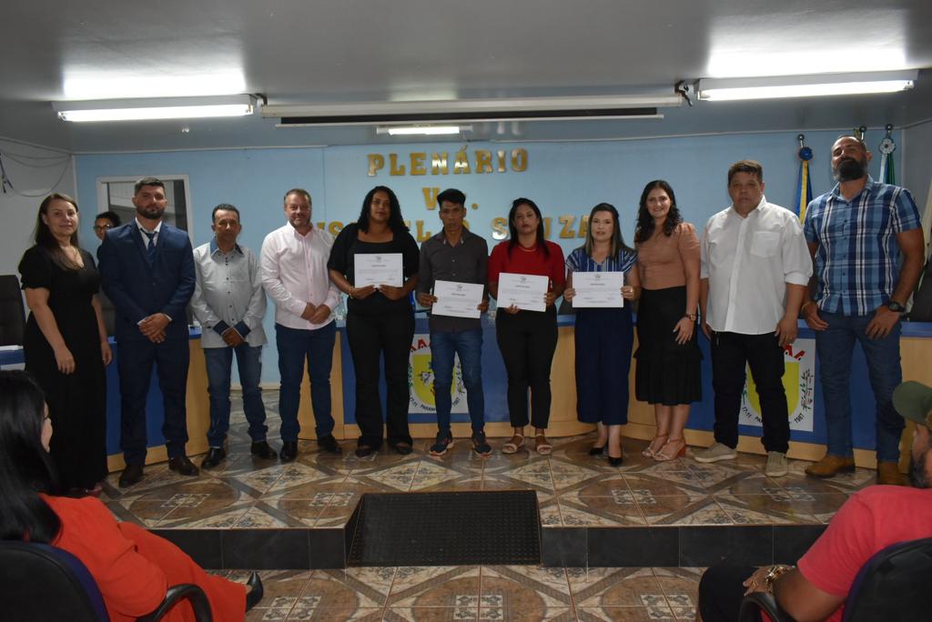 Solenidade na Câmara marcou a posse dos novos conselheiros tutelares em Paranhos Solenidade na Câmara marcou a posse dos novos conselheiros tutelares em Paranhos