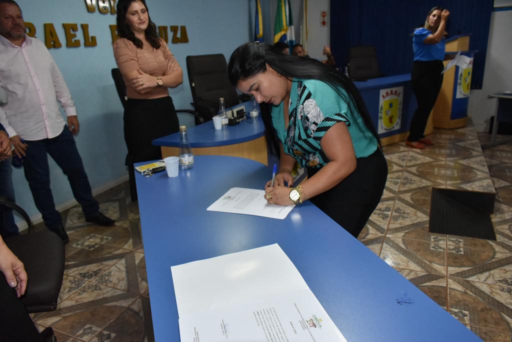 Solenidade na Câmara marcou a posse dos novos conselheiros tutelares em Paranhos Solenidade na Câmara marcou a posse dos novos conselheiros tutelares em Paranhos