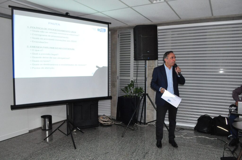 Sistema de emendas parlamentares apresentado na ALEMS vai agilizar as entregas para os municípios de MS Sistema de emendas parlamentares apresentado na ALEMS vai agilizar as entregas para os municípios de MS