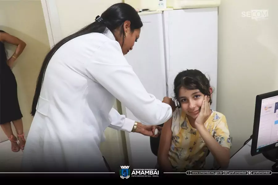 Amambai iniciou campanha de vacinação contra a dengue nesta quinta-feira (15) Amambai iniciou campanha de vacinação contra a dengue nesta quinta-feira (15)