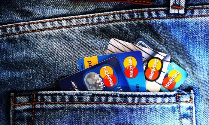 credit-cards-1583534