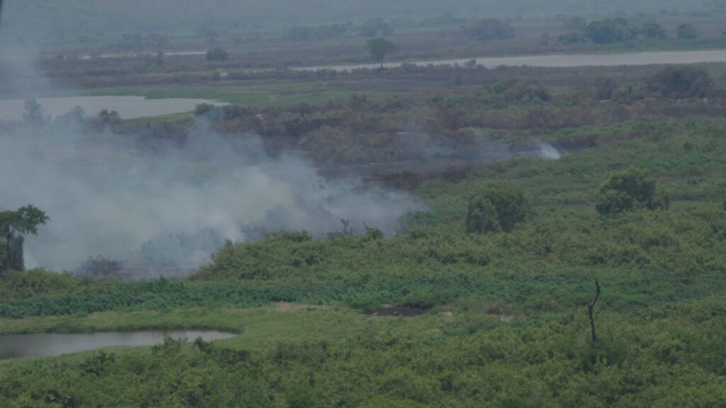 Com incêndio extinto no Pantanal de MS, bombeiros fazem monitoramento na Serra do Amolar Com incêndio extinto no Pantanal de MS, bombeiros fazem monitoramento na Serra do Amolar