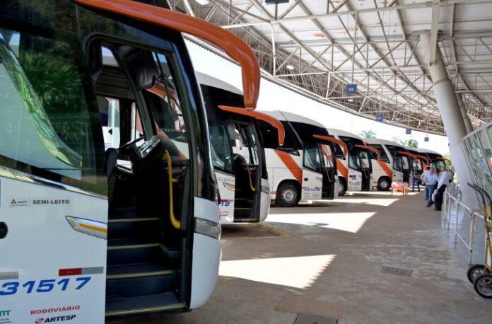 onibus-na-rodoviaria-de-CG-730x480