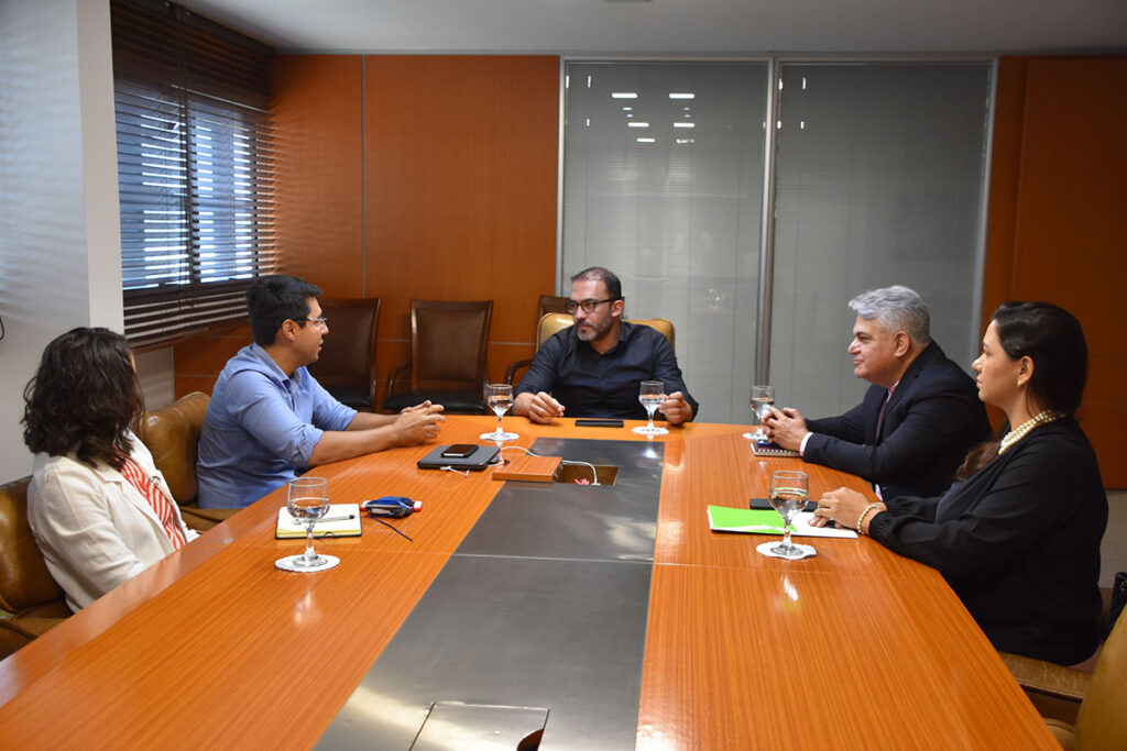Fiems e Biosul discutem ações em parceria para estimular o setor de bioenergia em MS Fiems e Biosul discutem ações em parceria para estimular o setor de bioenergia em MS