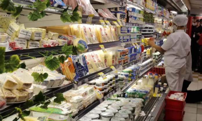 20.05.2020.supermercado_rio_de_janeiro_0520203149