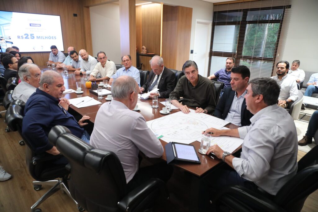 Com recursos do Estado, obras de asfalto e drenagem vão avançar por Caarapó Com recursos do Estado, obras de asfalto e drenagem vão avançar por Caarapó