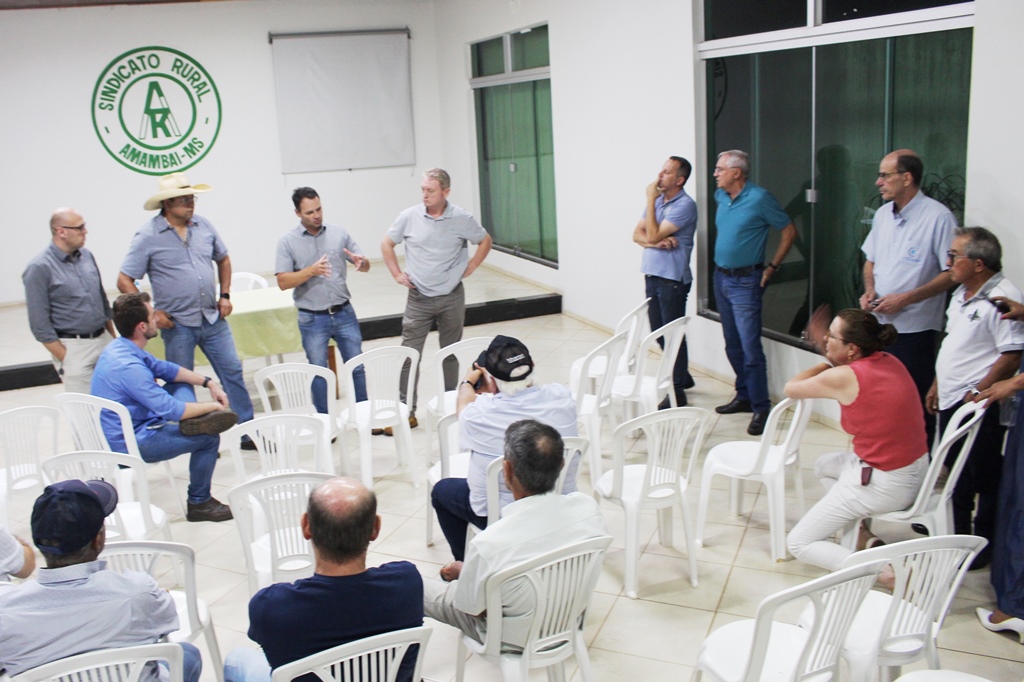 Em reunião no Sindicato Rural, produtores e segmentos fecham parceria para recuperar estrada do Chorro em Amambai