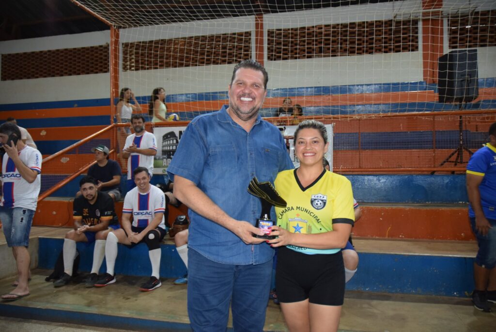 Equipe do Pátio de Obras conquista o bicampeonato do Entre Servidores de Futsal 2024 em Iguatemi Equipe do Pátio de Obras conquista o bicampeonato do Entre Servidores de Futsal 2024 em Iguatemi