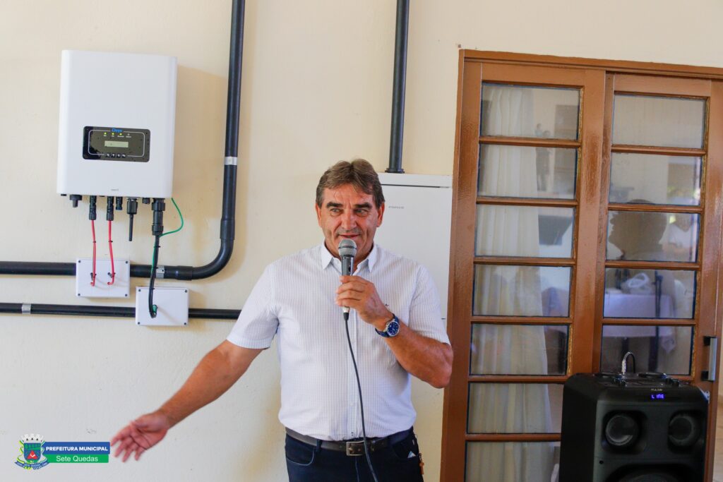 Em Sete Quedas, prefeito e presidente da Câmara participam de ato de entrega de energia solar no Lar São Cristóvão Em Sete Quedas, prefeito e presidente da Câmara participam de ato de entrega de energia solar no Lar São Cristóvão