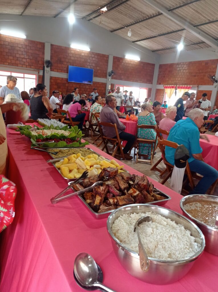 Prefeitura realizou celebração de Páscoa com o grupo da melhor idade em Paranhos Prefeitura realizou celebração de Páscoa com o grupo da melhor idade em Paranhos