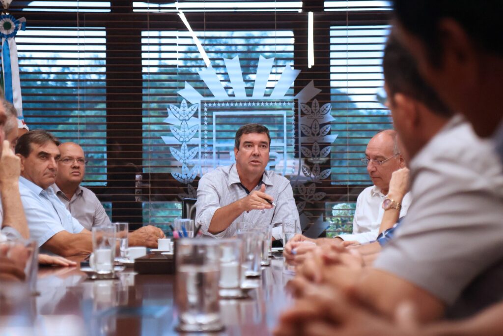 Com novos investimentos do Estado, Sete Quedas vai chegar a 100% de pavimentação Com novos investimentos do Estado, Sete Quedas vai chegar a 100% de pavimentação