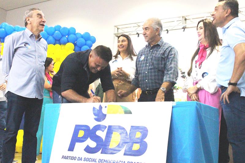 Com a presença de Reinaldo Azambuja, PSDB promove ato de filiação em Aral Moreira