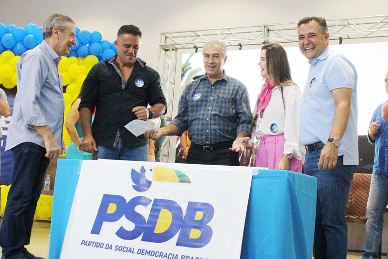 Com a presença de Reinaldo Azambuja PSDB promove ato de filiação em Aral Moreira Com a presença de Reinaldo Azambuja PSDB promove ato de filiação em Aral Moreira