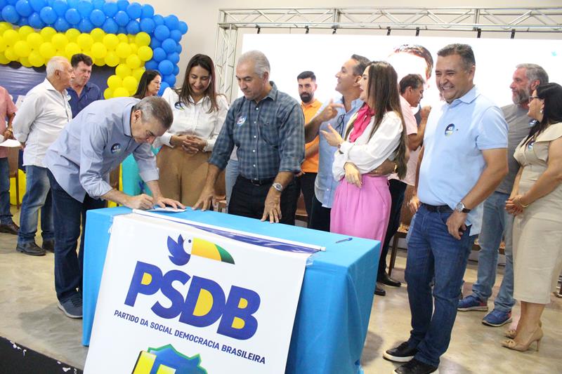 Com a presença de Reinaldo Azambuja, PSDB promove ato de filiação em Aral Moreira