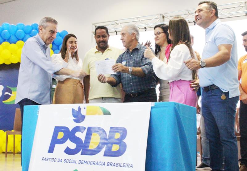 Com a presença de Reinaldo Azambuja, PSDB promove ato de filiação em Aral Moreira