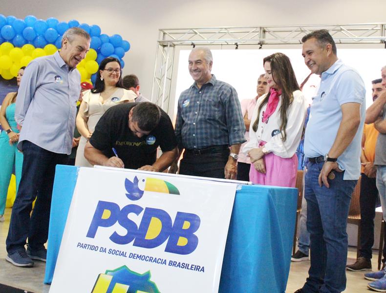 Com a presença de Reinaldo Azambuja, PSDB promove ato de filiação em Aral Moreira