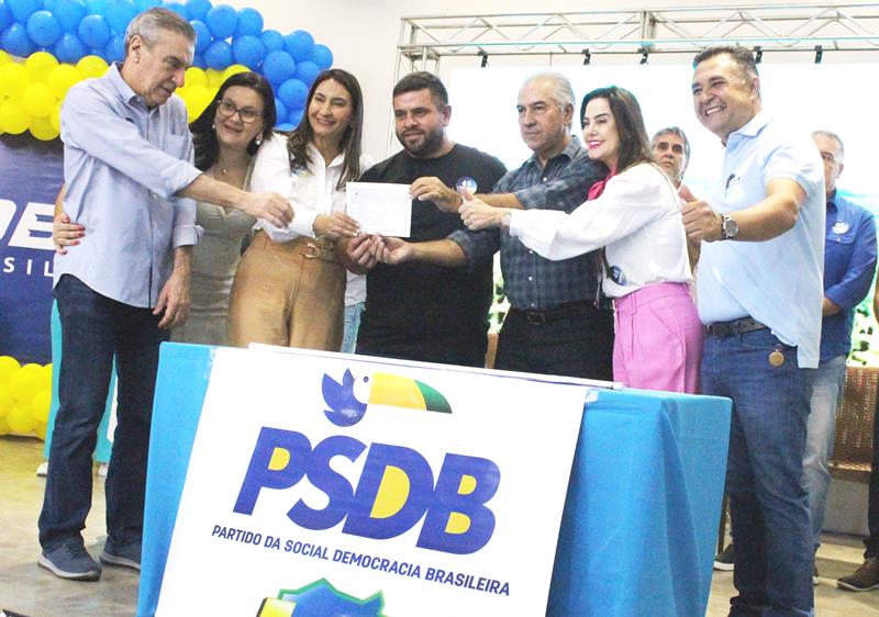 Com a presença de Reinaldo Azambuja, PSDB promove ato de filiação em Aral Moreira