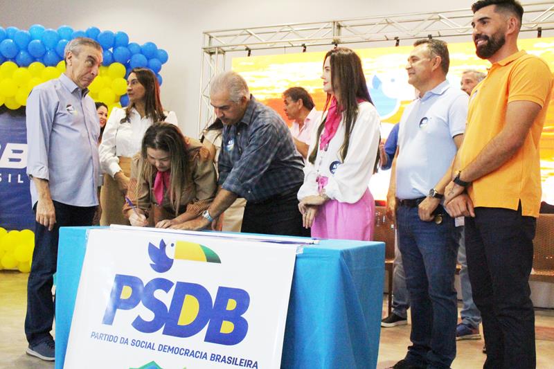 Com a presença de Reinaldo Azambuja, PSDB promove ato de filiação em Aral Moreira