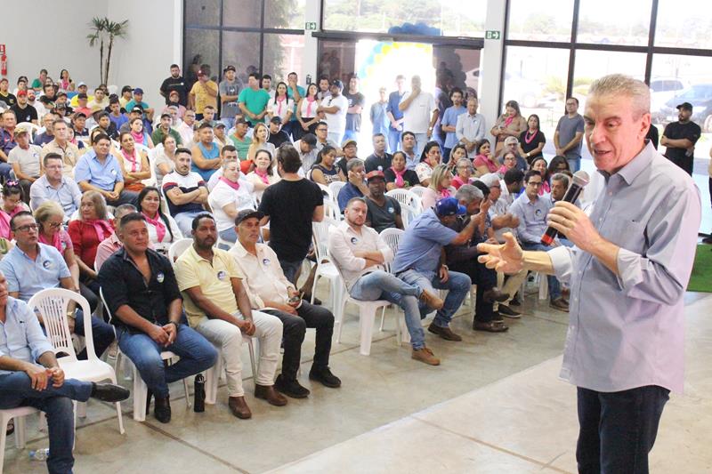 Com a presença de Reinaldo Azambuja PSDB promove ato de filiação em Aral Moreira Com a presença de Reinaldo Azambuja PSDB promove ato de filiação em Aral Moreira