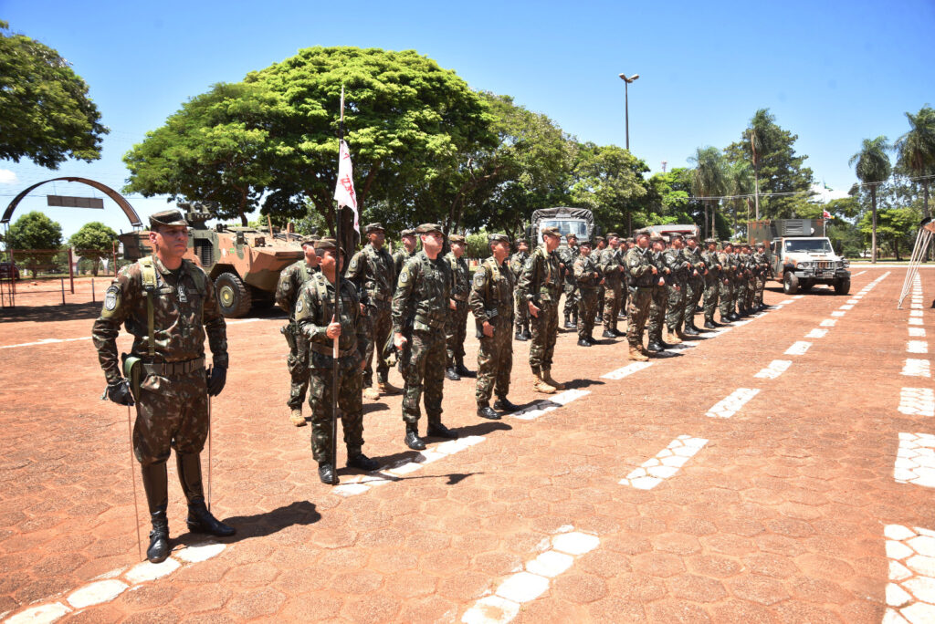 17º RC Mec reinaugura o 3º Esquadrão de Cavalaria Mecanizada em Iguatemi 17º RC Mec reinaugura o 3º Esquadrão de Cavalaria Mecanizada em Iguatemi