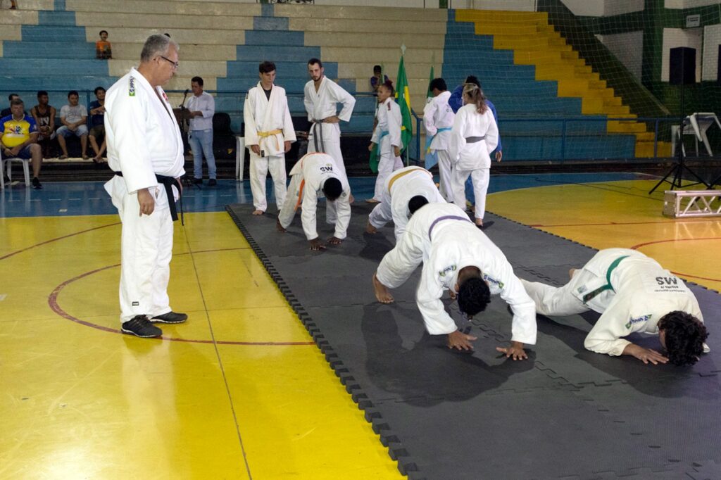 Prefeitura de Naviraí lança o Calendário Esportivo de 2024 que terá competições para todas as idades Prefeitura de Naviraí lança o Calendário Esportivo de 2024 que terá competições para todas as idades