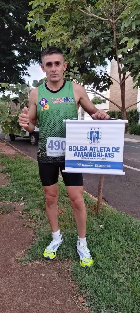 Atleta de Amambai garante 1º lugar no pódio em corrida pedestre em Mundo Novo