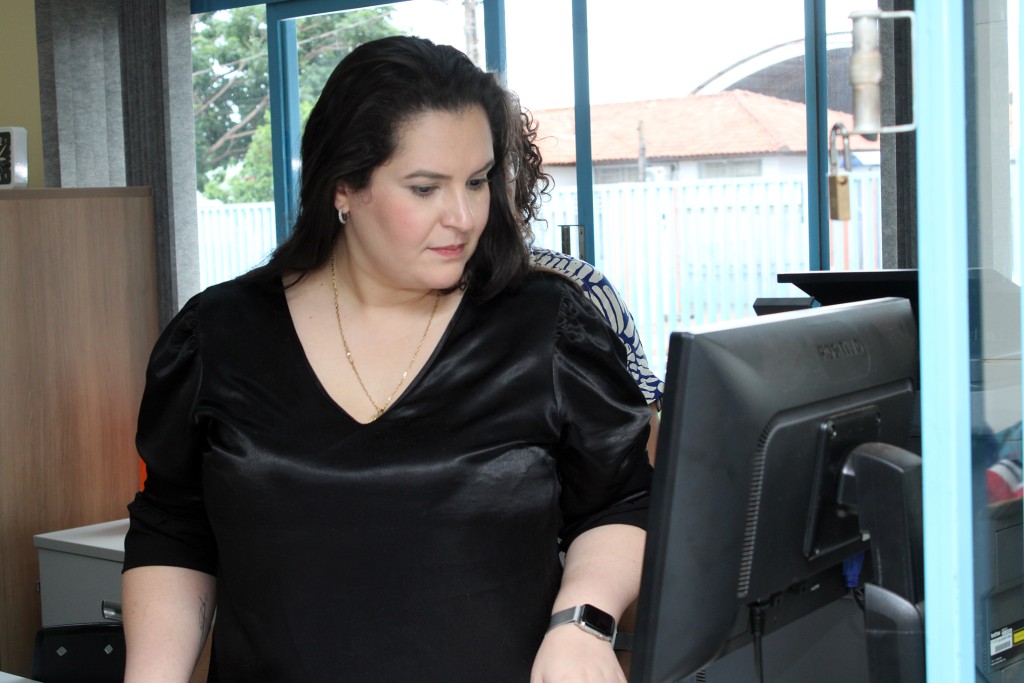 Rhaiza Matos é reconhecida como Prefeita Inovadora por implantar câmeras de segurança nas Escolas de Naviraí Rhaiza Matos é reconhecida como Prefeita Inovadora por implantar câmeras de segurança nas Escolas de Naviraí