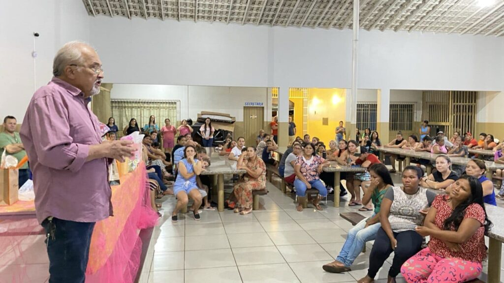 Secretaria de Educação promove reuniões nas escolas da Rede Municipal de Ensino de Iguatemi Secretaria de Educação promove reuniões nas escolas da Rede Municipal de Ensino de Iguatemi