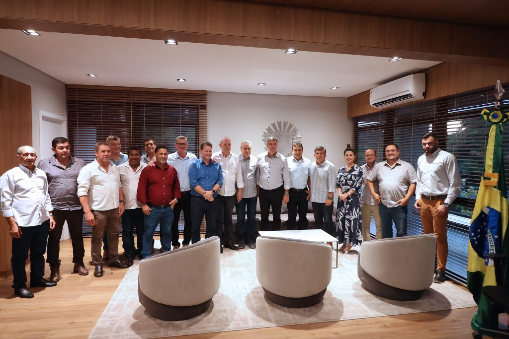 Com novos investimentos do Estado, Sete Quedas vai chegar a 100% de pavimentação Com novos investimentos do Estado, Sete Quedas vai chegar a 100% de pavimentação