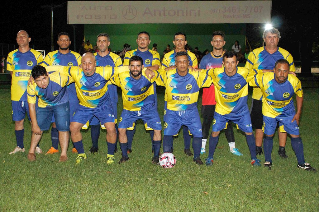 Prefeitura de Naviraí abre a 18ª edição da Copa Master de Futebol Suíço Prefeitura de Naviraí abre a 18ª edição da Copa Master de Futebol Suíço