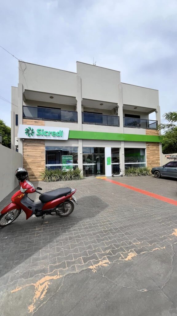 Prefeitura, por meio da Secretaria de Educação de Iguatemi, celebra acordo de cooperação com o Sicredi Prefeitura, por meio da Secretaria de Educação de Iguatemi, celebra acordo de cooperação com o Sicredi