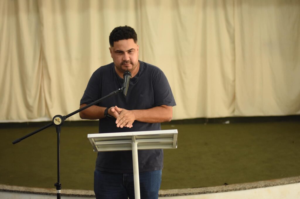 Educação de Tacuru realiza palestra sobre bullying e violência em escolas Educação de Tacuru realiza palestra sobre bullying e violência em escolas