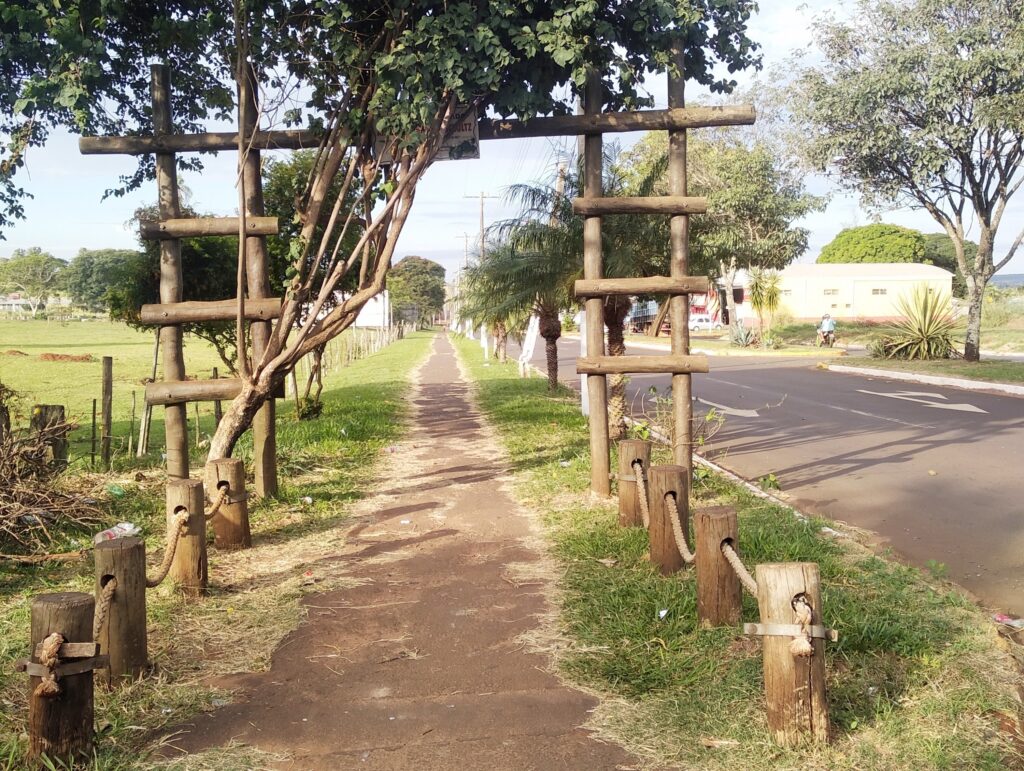 Janete Córdoba pede revitalização da Pista de Caminhada Antônio Francisco Schultz em Amambai Janete Córdoba pede revitalização da Pista de Caminhada Antônio Francisco Schultz em Amambai