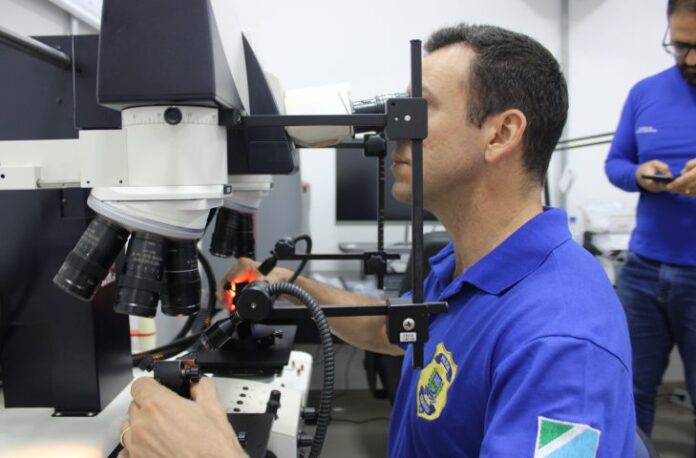 Exames-balistica-Pol-Cient-MS-Maria-Rossoni-8-730x480