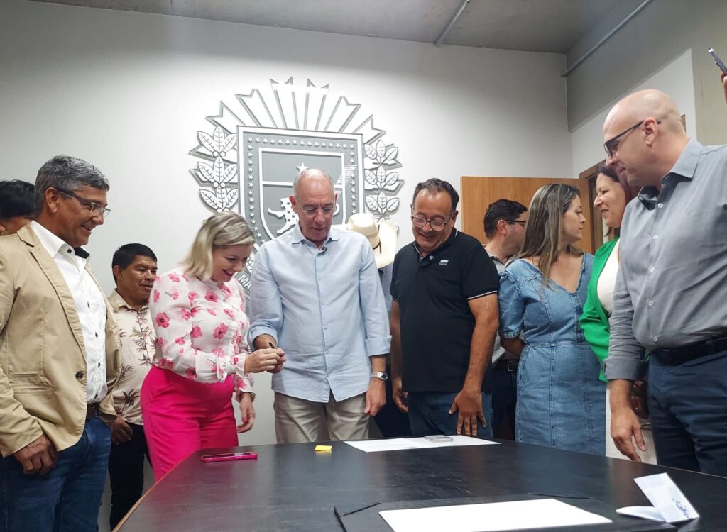 Janete Córdoba acompanha investimentos em Amambai durante agenda em Campo Grande