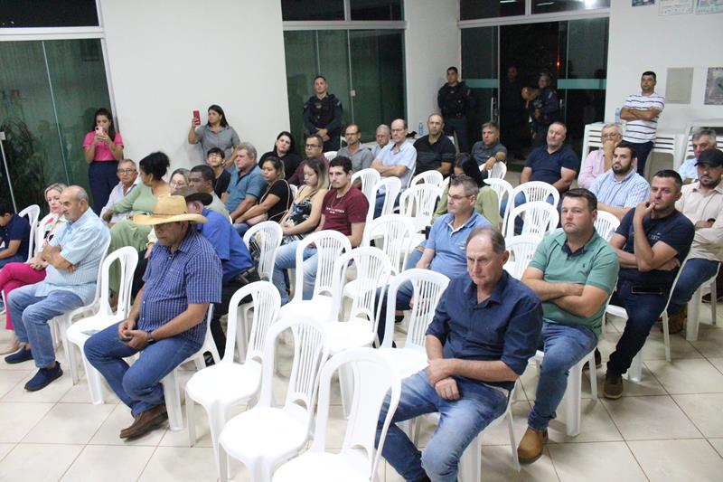 Apresentação no Sindicato Rural em Amambai do trabalho da Polícia Militar Rural em MS