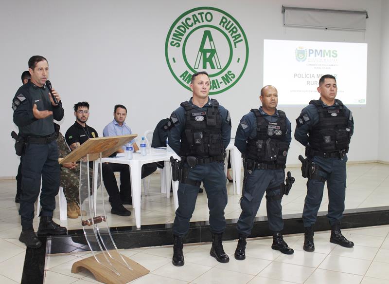 Apresentação no Sindicato Rural em Amambai do trabalho da Polícia Militar Rural em MS